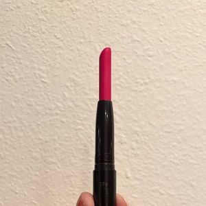 Laura Mercier
Velour Extreme Matte Lipstick
